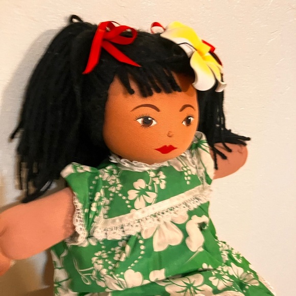 Hawaiian doll with plumeria soft sculpture Magic Island Girls play doll 17” - Picture 2 of 11